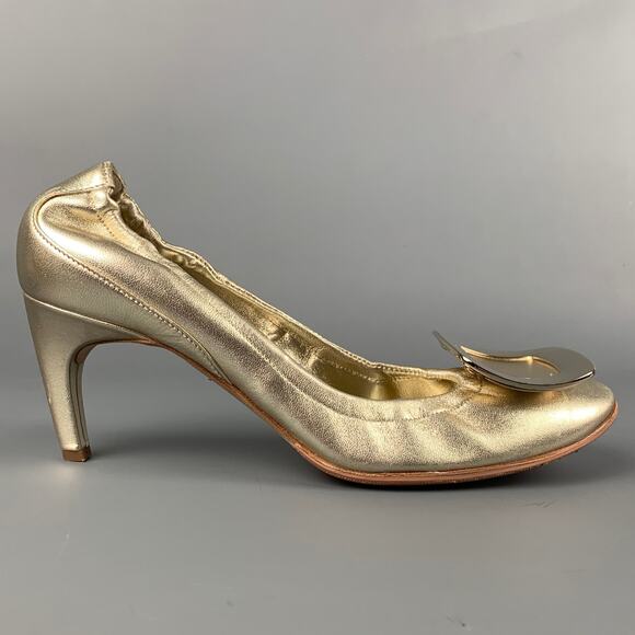 ROGER VIVIER Size 6 Gold Leather Pumps - Picture 1 of 7